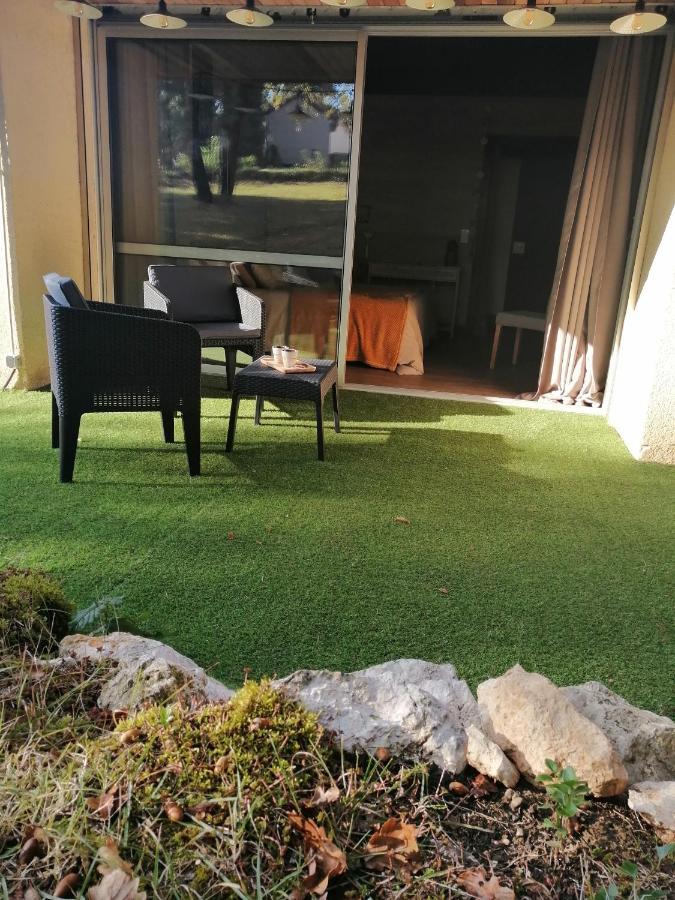 Lapausedegout Piscine Chambres Climatisees Jacuzzi Terrasse Lachapelle-Auzac Екстериор снимка