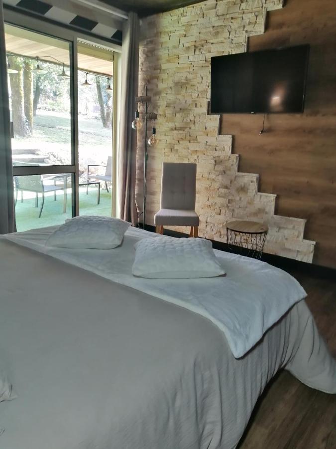 Lapausedegout Piscine Chambres Climatisees Jacuzzi Terrasse Lachapelle-Auzac Екстериор снимка