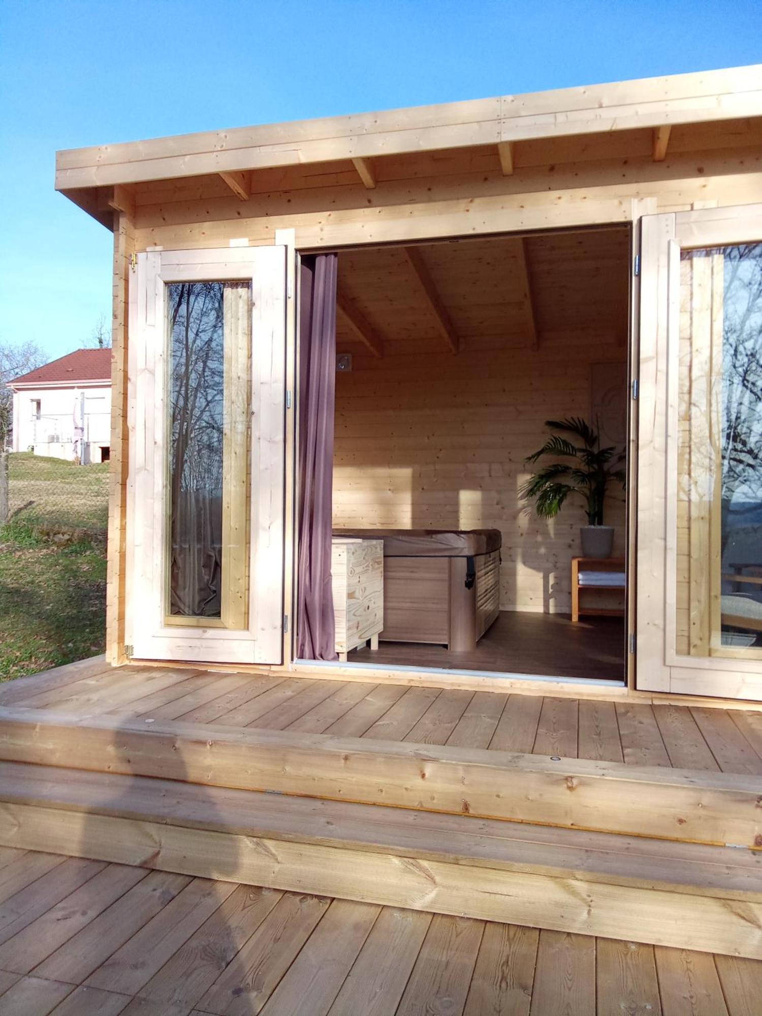 Lapausedegout Piscine Chambres Climatisees Jacuzzi Terrasse Lachapelle-Auzac Екстериор снимка